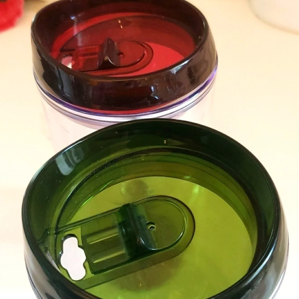 NWOT Wine Tumbler Set Insulated Double Wall Acrylic Spill-Resistant Lid